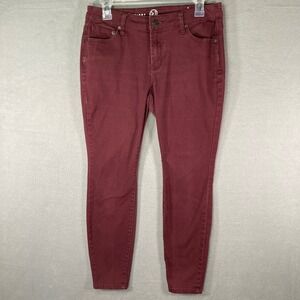 W 62 Petite 8 Burgundy‎ Skinny Jeans Signature Fit Womens